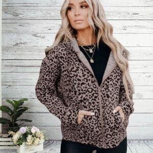Leopard print hooded  zip up jacket